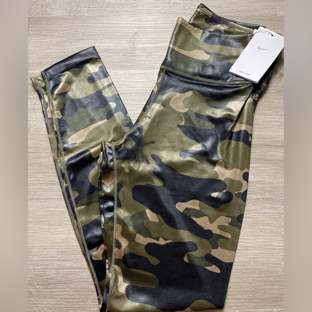Women’s Camo Shine Mid Rise Full Length Legging
